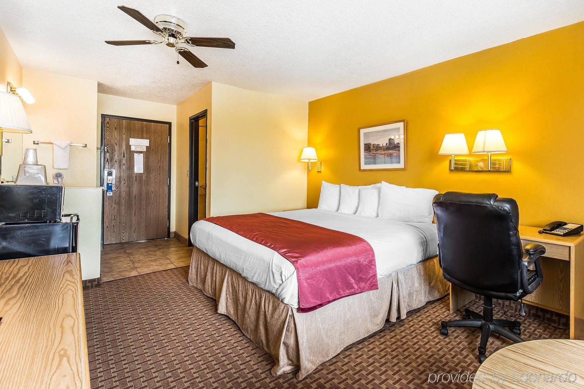 Rodeway Inn & Suites Monticello Eksteriør billede