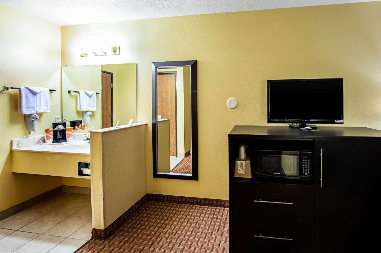 Rodeway Inn & Suites Monticello Eksteriør billede