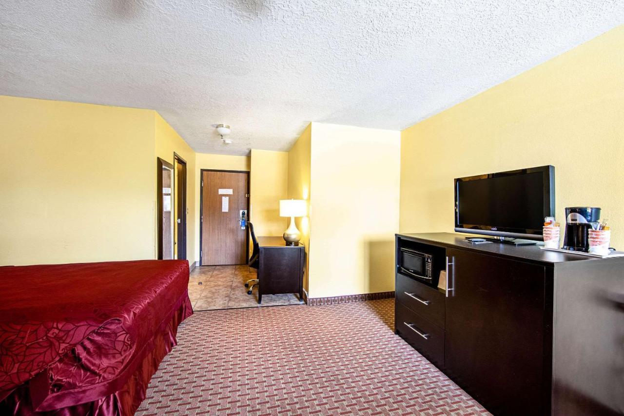 Rodeway Inn & Suites Monticello Eksteriør billede
